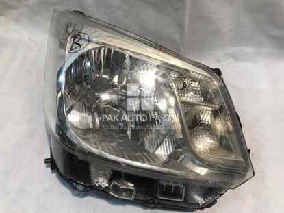 Picture of Daihatsu Move 2015 Right Side Headlight