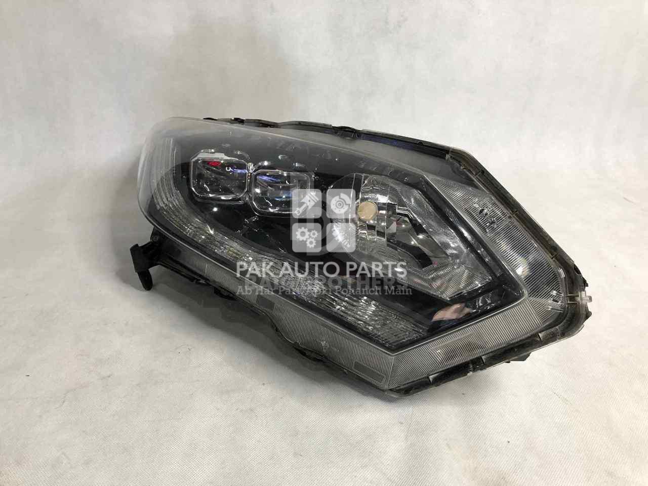 Picture of Honda Vezel 2013-15 Right Side Headlight