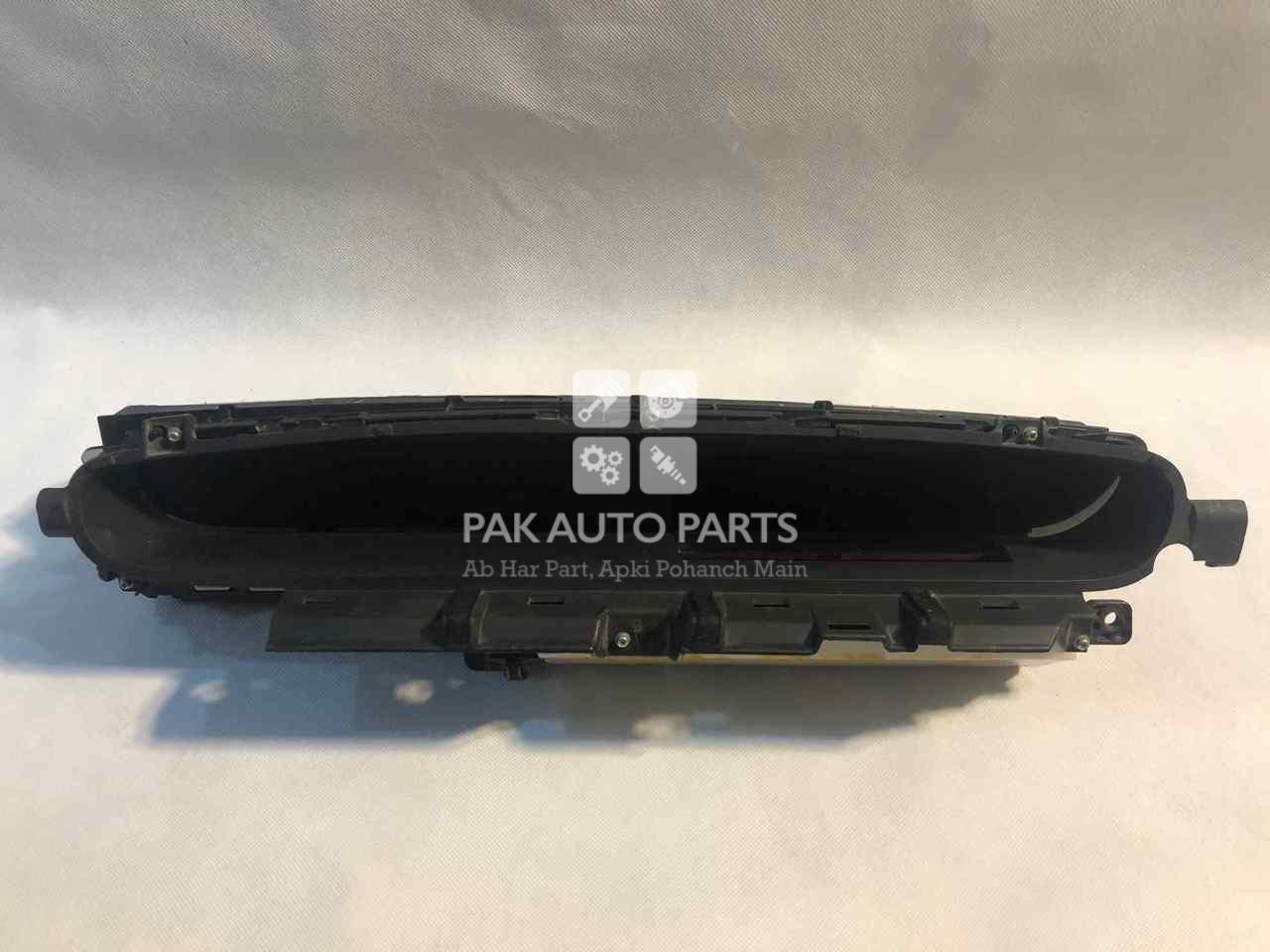 Picture of Toyota Prius 1.8 2013-14 Speedometer