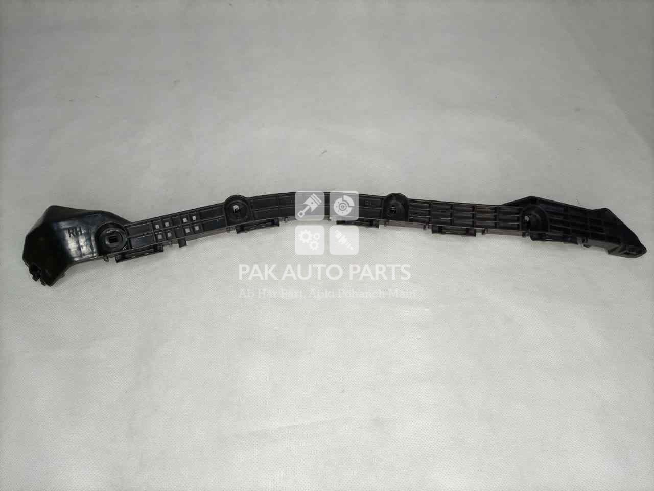 Picture of Toyota Corolla 2015-2018 Rare Bumper Clip - 6 Pcs