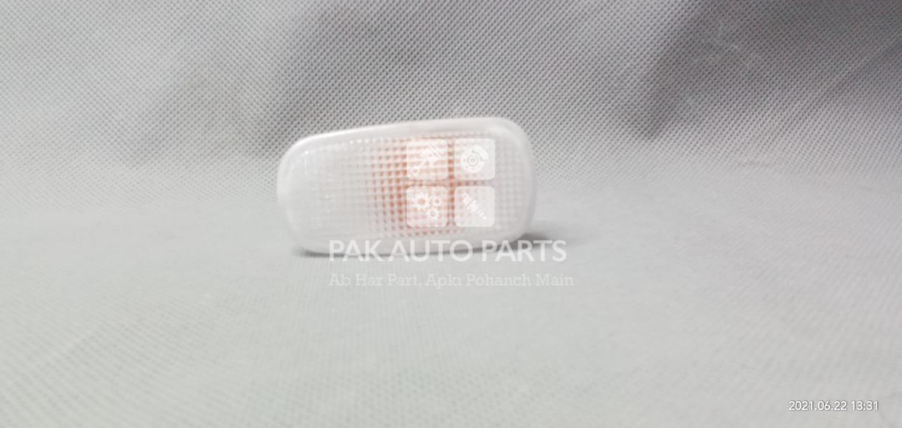 Picture of Toyota Prius Universal Fender Light