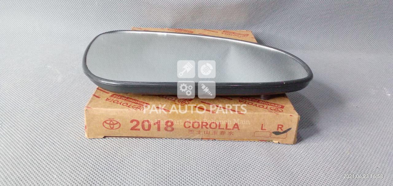 Picture of Toyota Corolla 2018 Side Mirror Glass