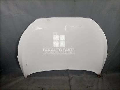 Picture of Hyundai Tucson White Colour Bonnet  Repaired