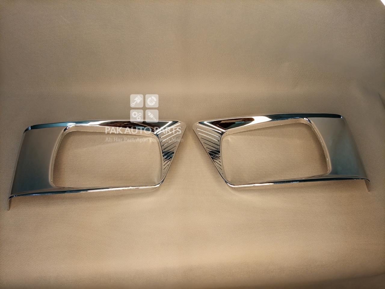 Picture of Suzuki Bolan Headlight Cover Chrome (2pcs)