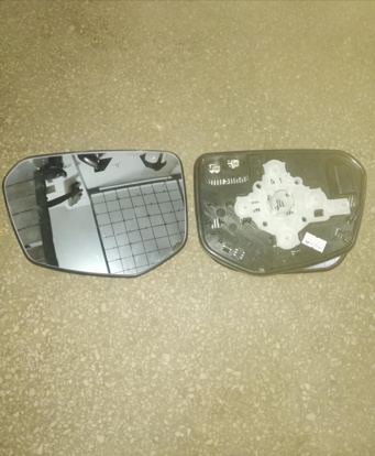 Picture of Honda Civic 2016-2021 Side Mirror Plate Genuine