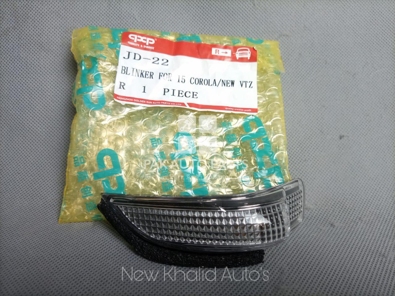 Picture of Toyota Corolla 2015 Side Mirror Light