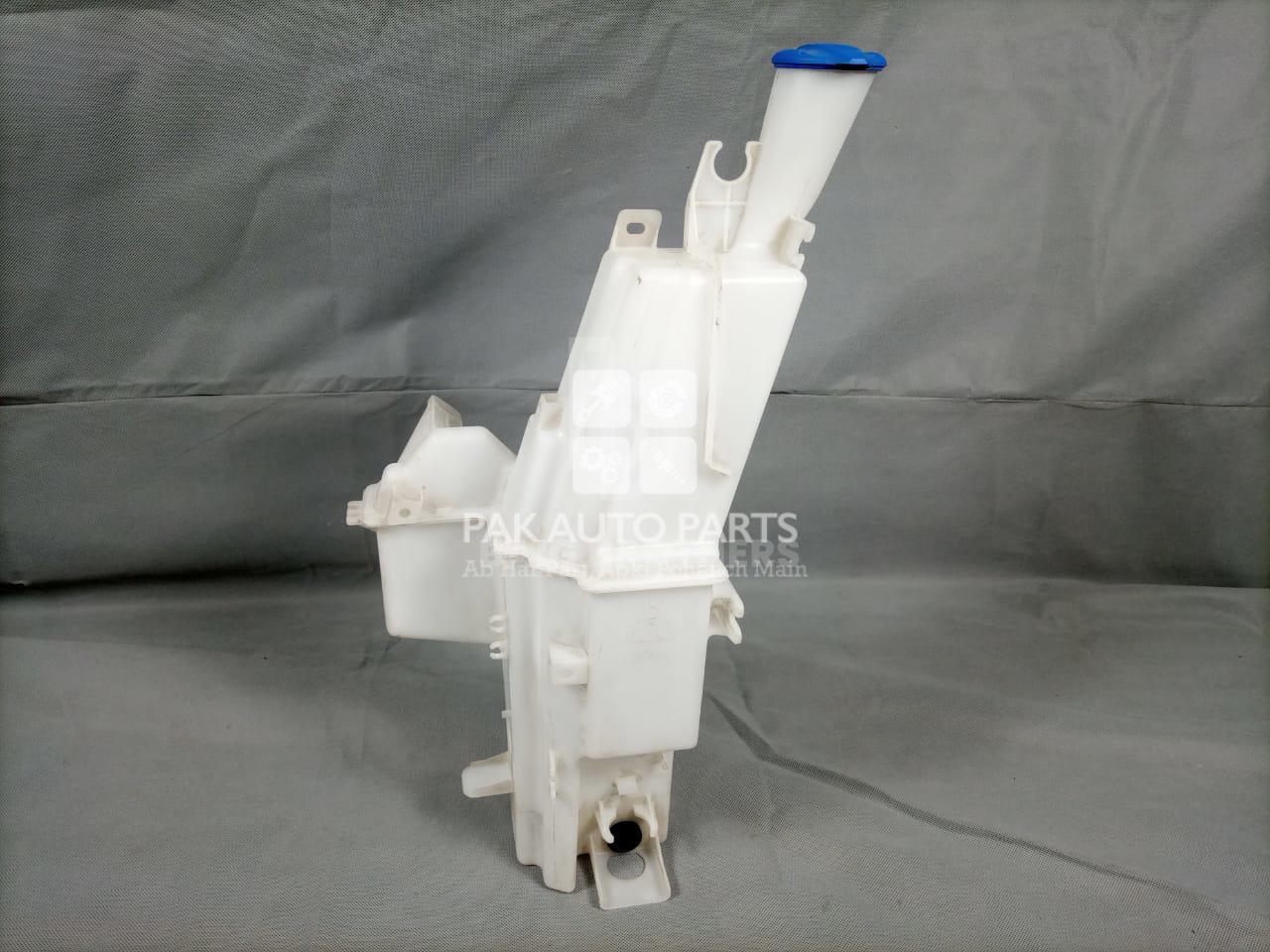 Picture of Hyundai Tucson Shower Bottle