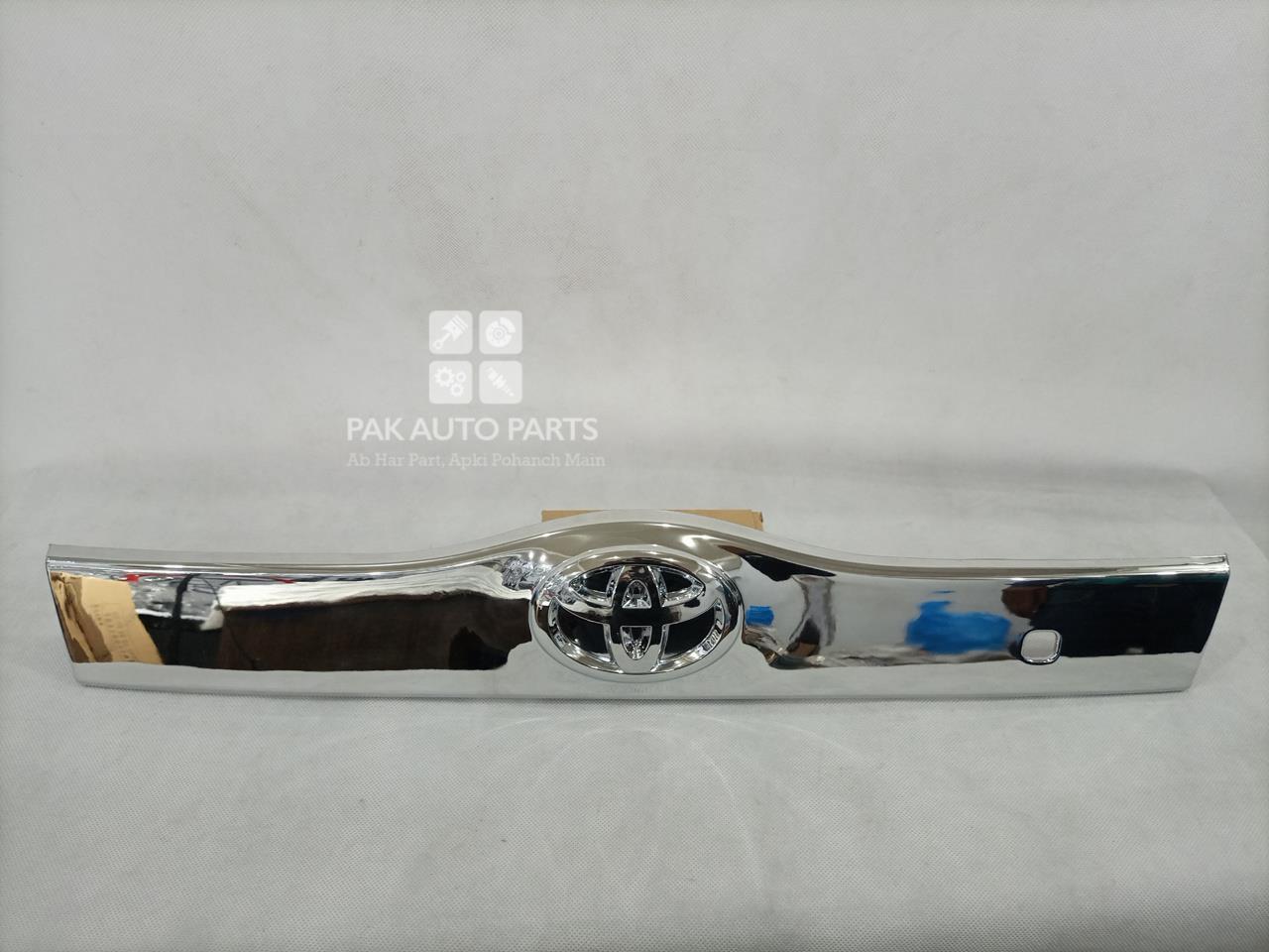 Picture of Toyota Prius20 2007 Back Garnish Chrome