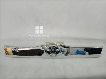 Picture of Toyota Prius20 2007 Back Garnish Chrome