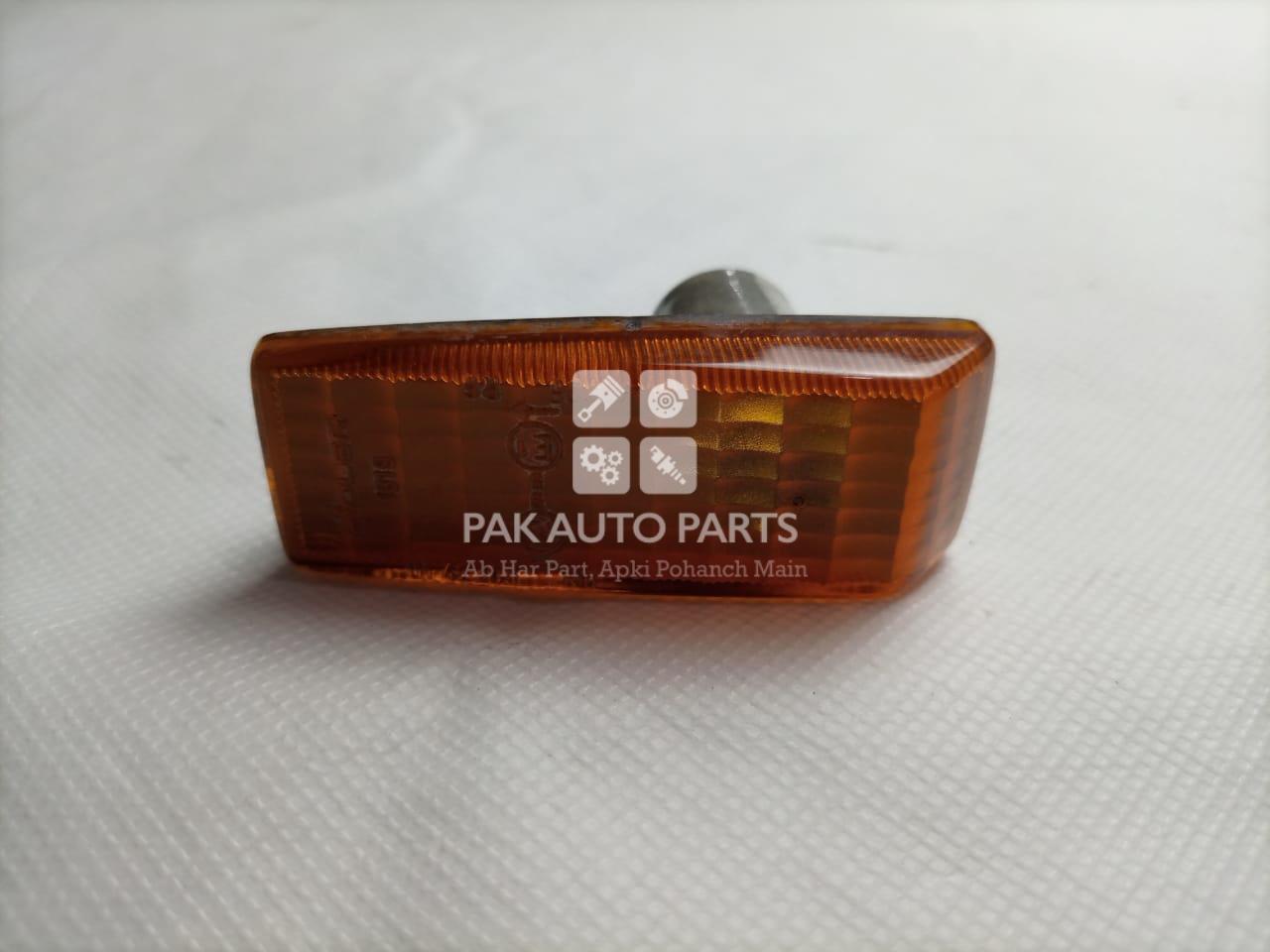 Picture of Toyota Corolla 1998 Fender Indicator(1pcs)