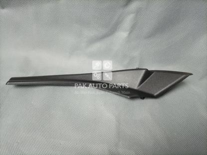 Picture of Nissan Days(B21W)2011-18 Wiper Shield Corner(1pcs)