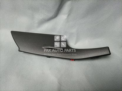 Picture of Daihatsu Mira(LA350)2018 Wiper Shield Corner(1pcs)