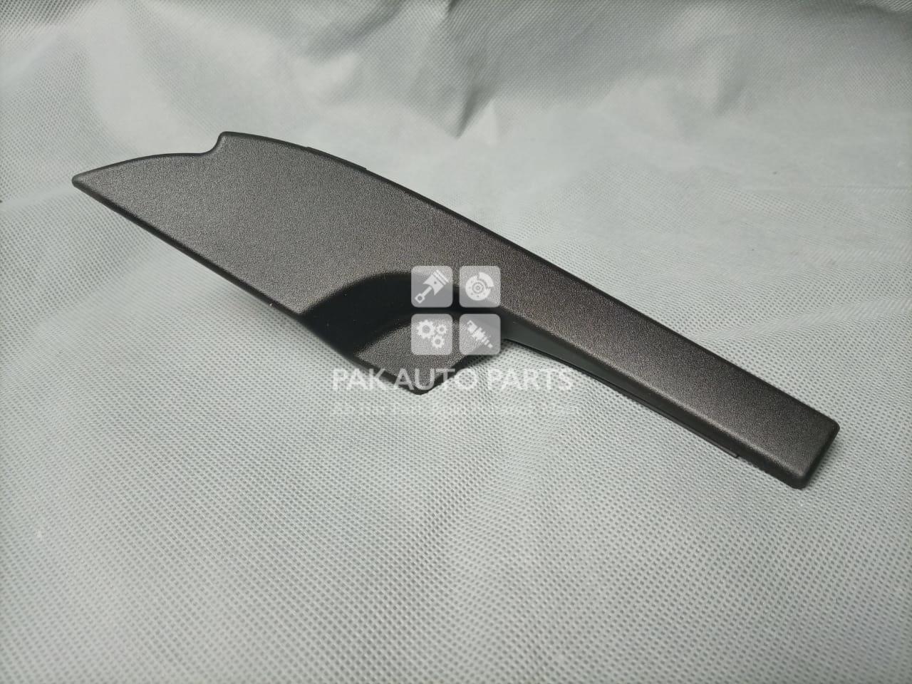 Picture of Daihatsu Move(LA150)2015-20 Wiper Shield Corner(1pcs)