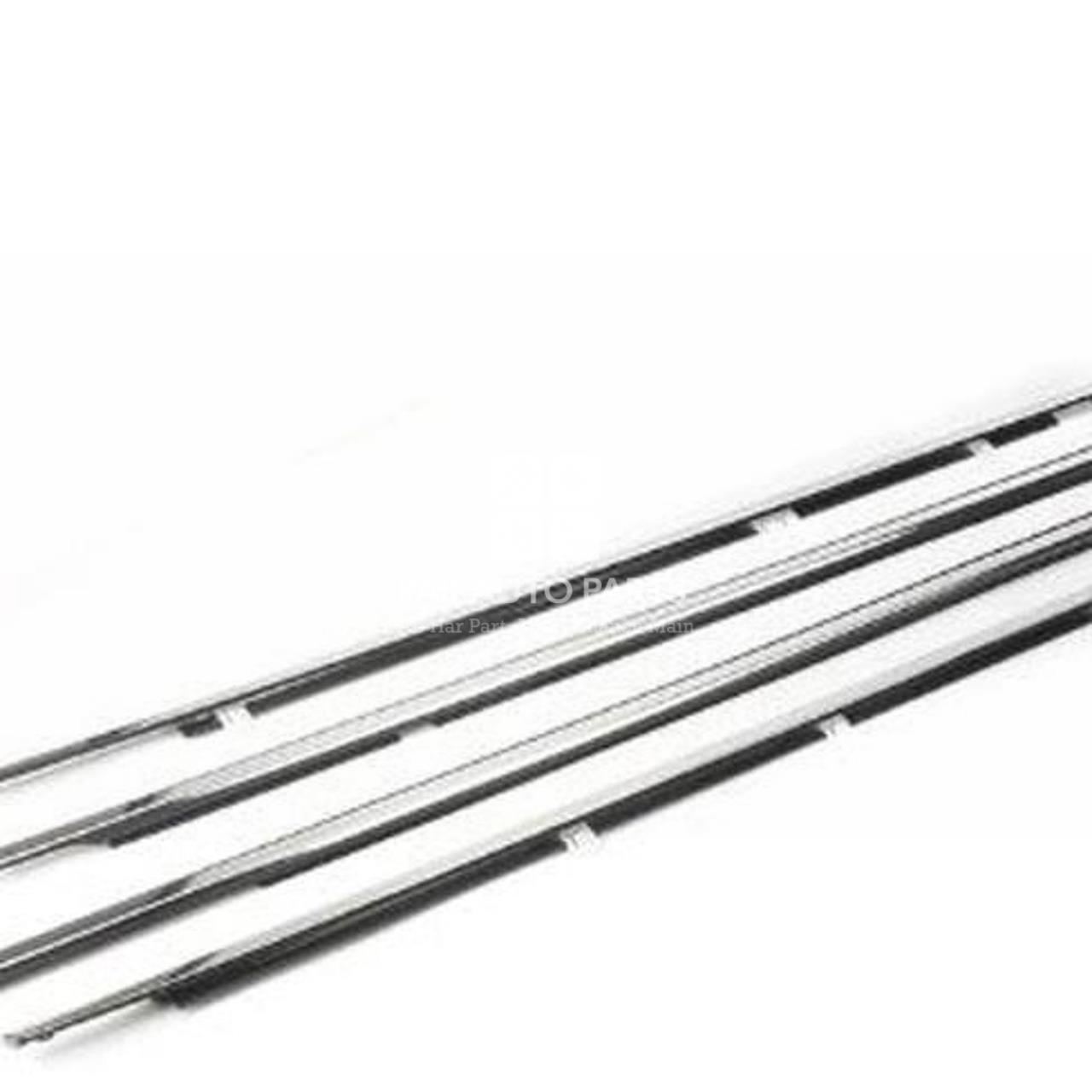 Picture of Suzuki Alto 1000cc Weather Strip