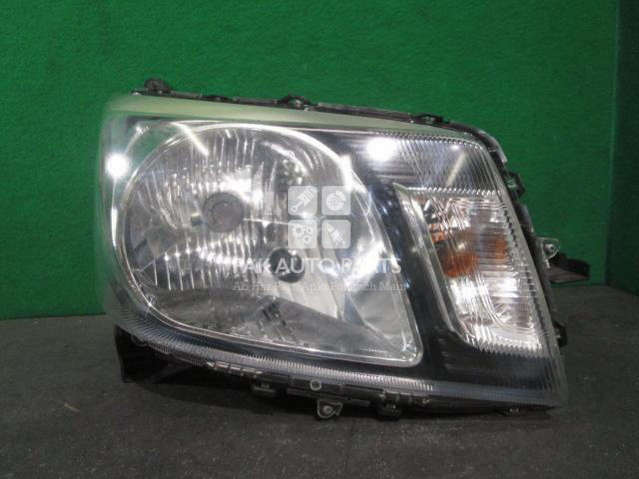 Picture of Daihatsu Move 2013 LA100 Right Side Headlight