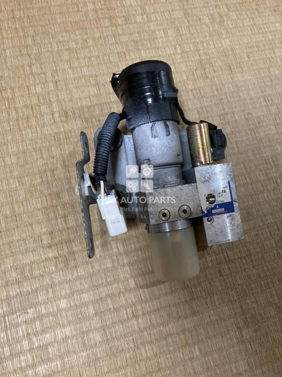 Picture of Daihatsu Copen 2007 Pump