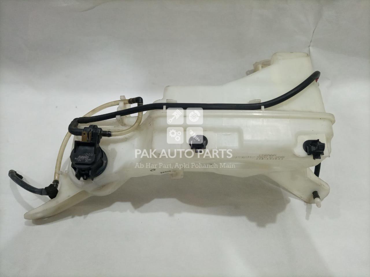 Picture of Daihatsu Cast 2018 Shower Bottle Complete with Motor