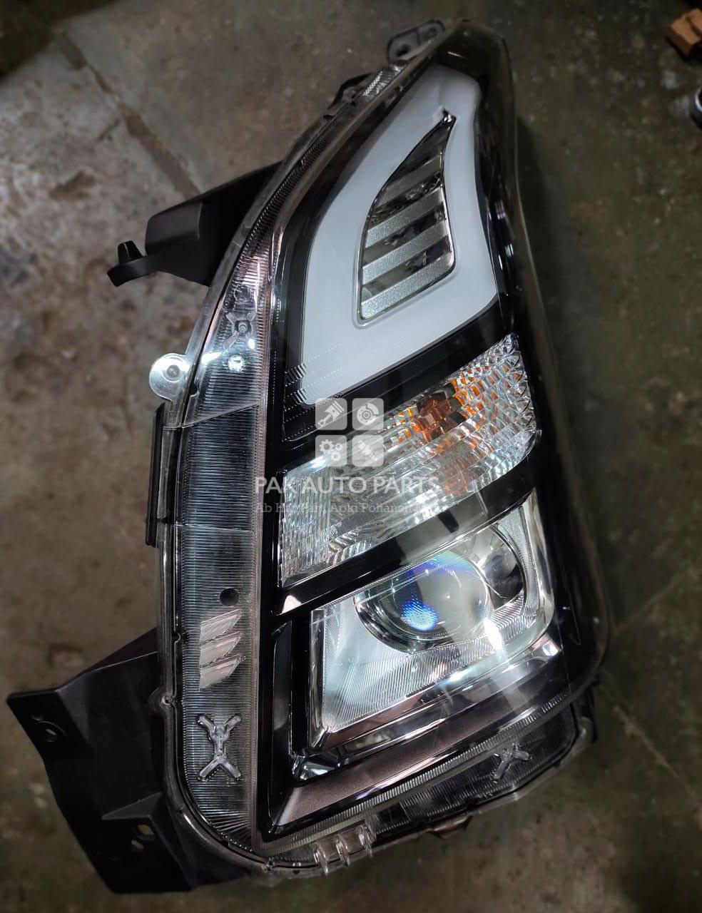 Picture of Suzuki  Wagon R Stingray Mh55 Left Headlight