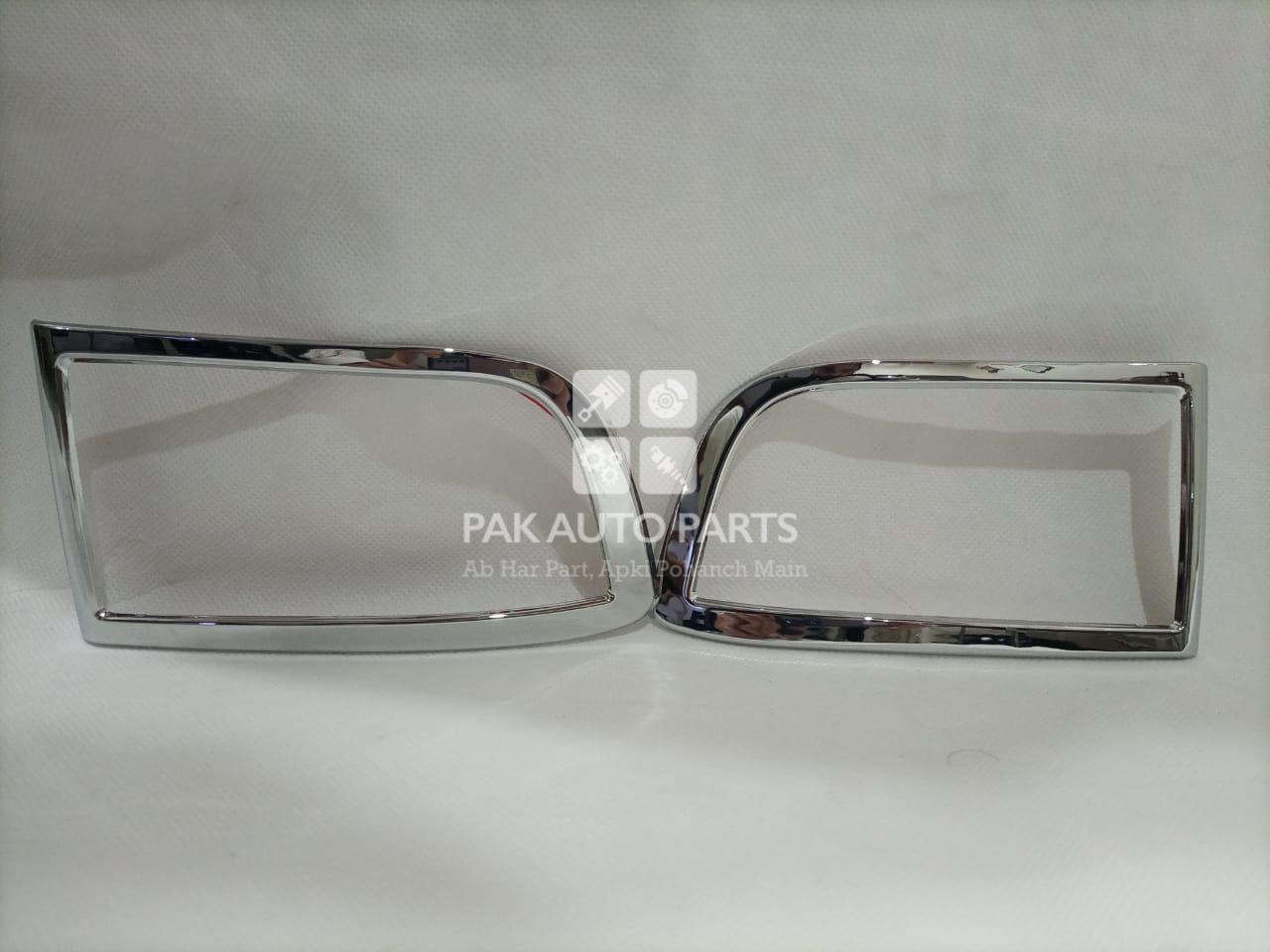 Picture of Toyota Prado FJ120 Back Bumper Reflector Chrome