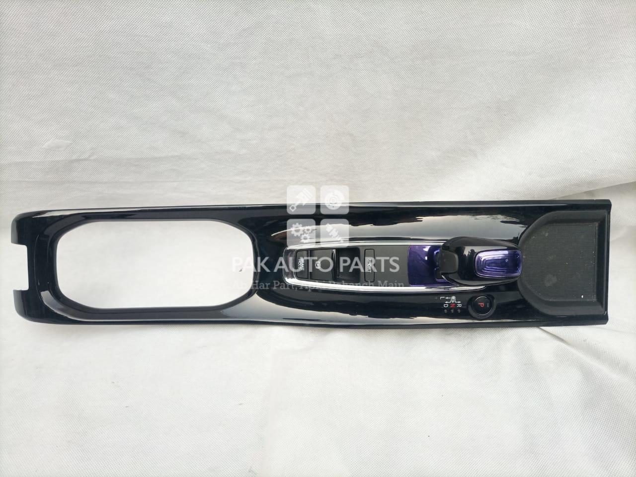 Picture of Honda Vezel Center Console Button With Gear Lever