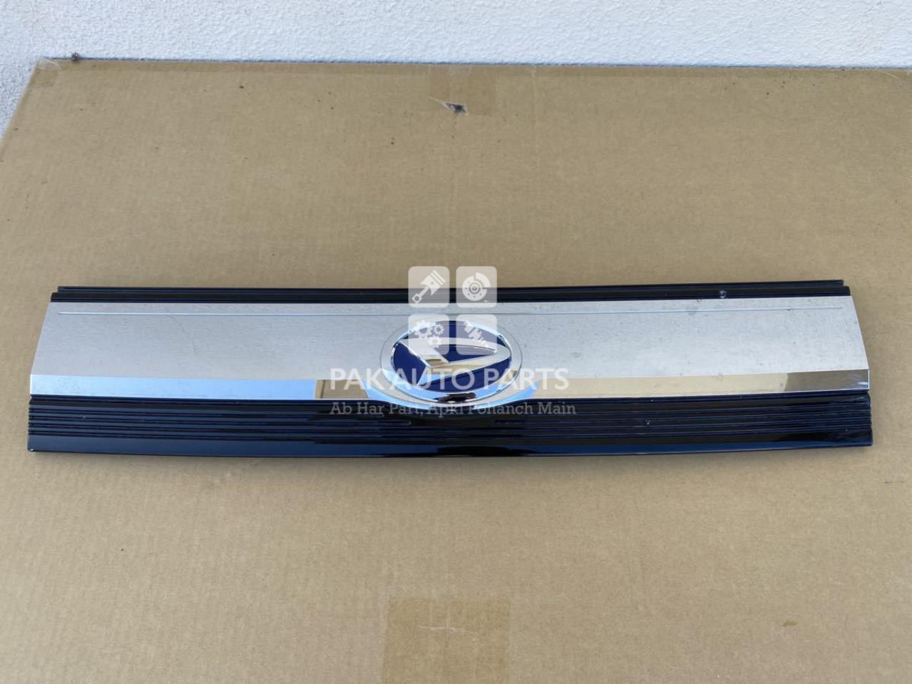 Picture of Daihatsu Move Custom 2020 Bonnet Grill