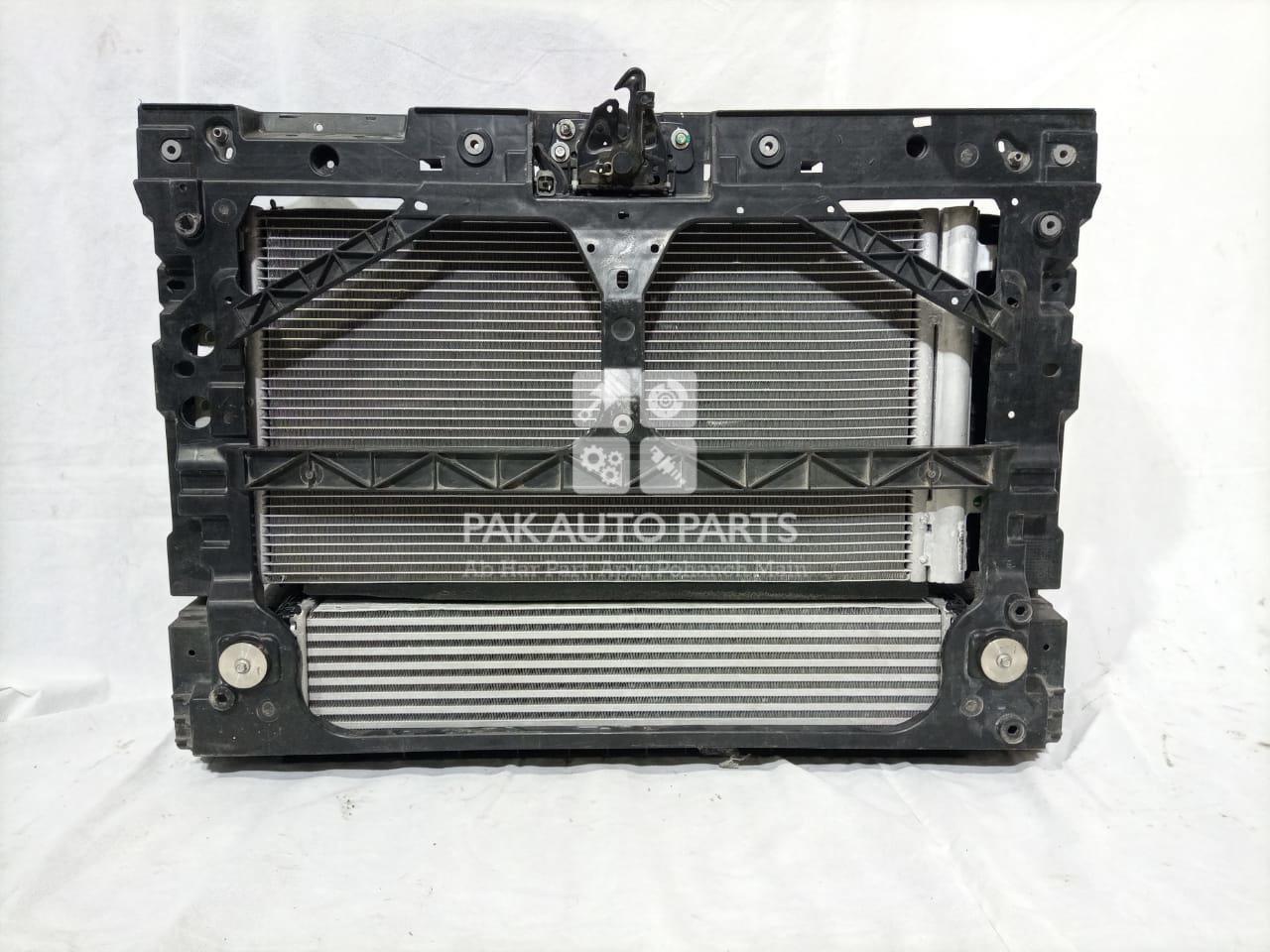 Picture of MG HS Nose Cut