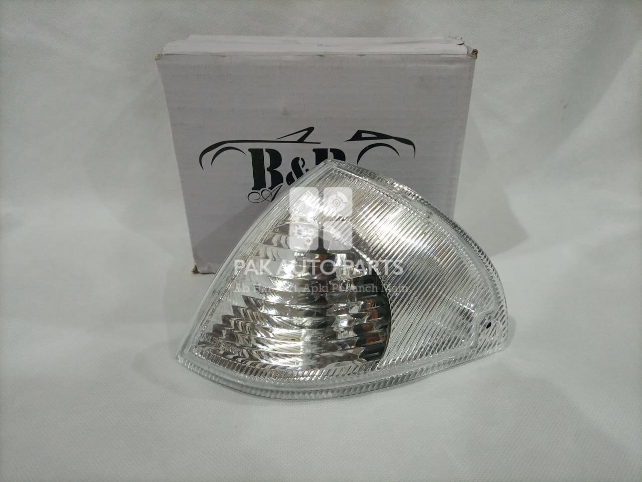 Picture of Suzuki Cultus 2008 Front Parking Light