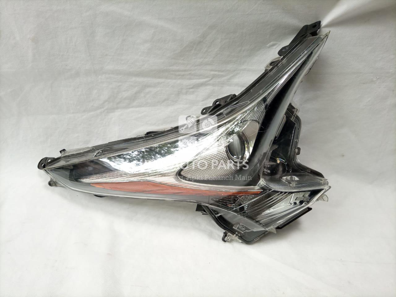 Picture of Toyota Prius 2016 Headlight