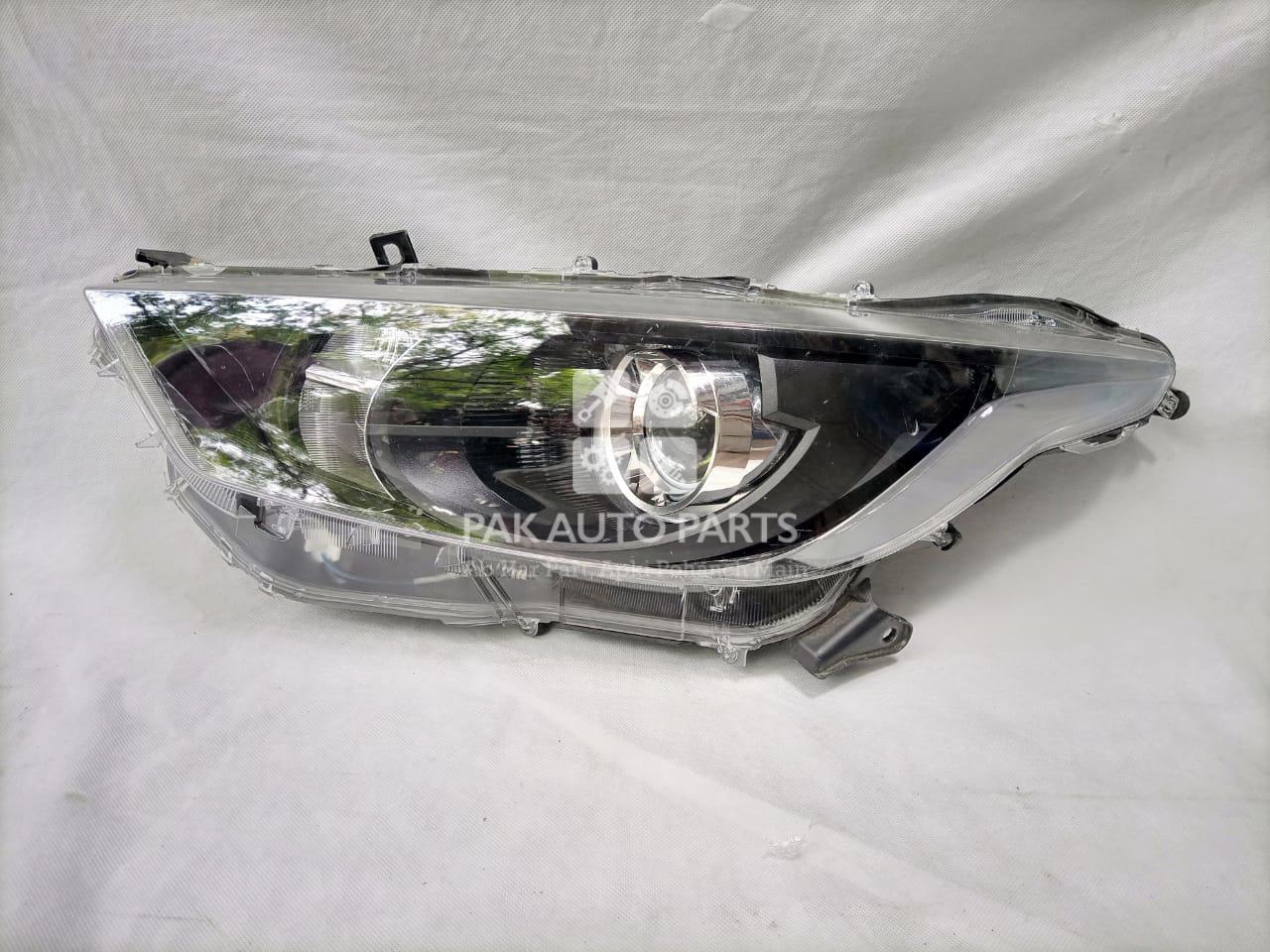 Picture of Toyota Yaris 2020-22 Headlight