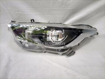 Picture of Toyota Yaris 2020-22 Headlight