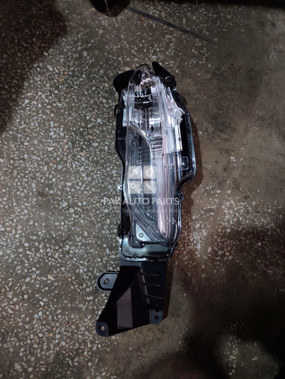 Picture of Toyota Yaris Cross Halogen Winker