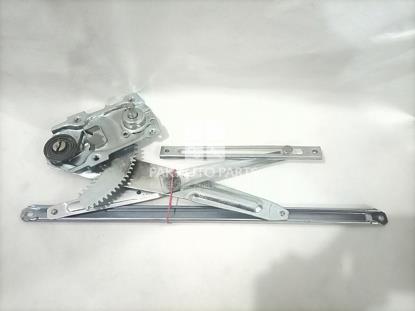 Picture of Suzuki Old Cultus Front Right Door Window Machine