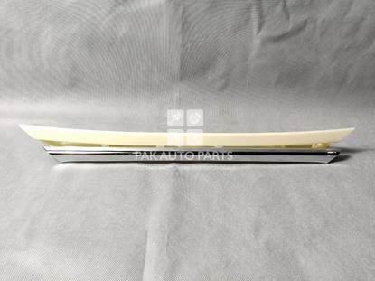 Picture of Toyota Corolla 2018-22 Digi(Trunk) Chrome With Garnish