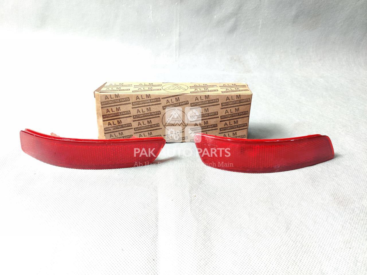 Picture of Toyota Corolla 2015-20 Rear Bumper Reflector Set