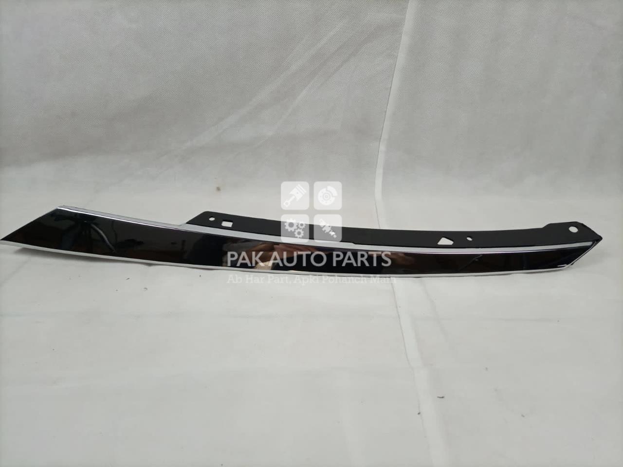 Picture of Honda Civic Turbo 2017-21 Headlight Chrome In Black Color