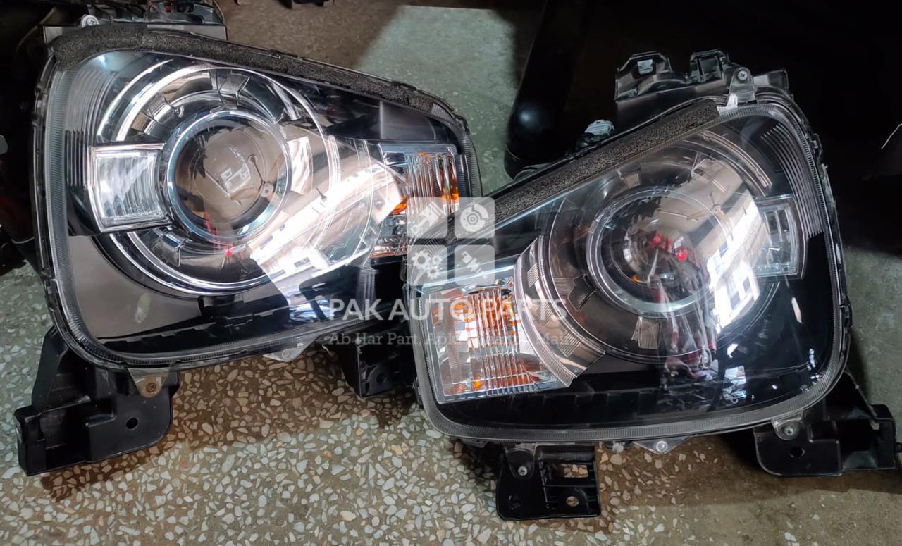 Picture of Suzuki Alto Turbo 2022 Headlight