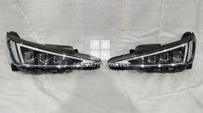 Picture of Hyundai Elantra Headlight Set