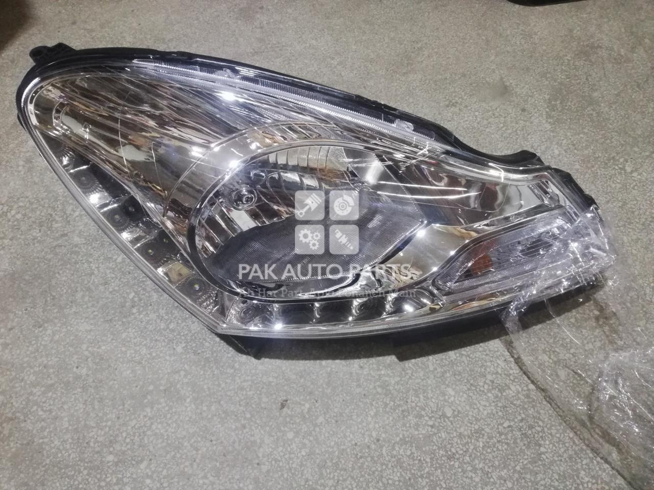 Picture of Prince Pearl Head Light