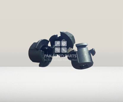 Picture of MG HS 2020-23 Three Legged Bracket Clips (3pcs)