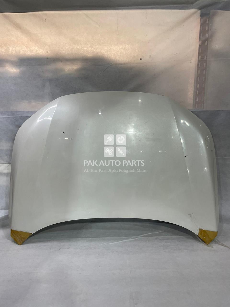 Picture of Honda Civic 2022-23 Bonnet Hood White Color