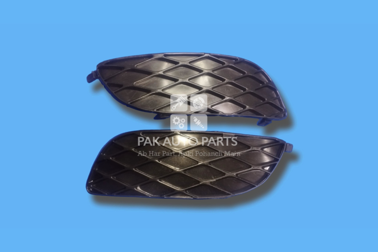 Picture of Toyota Vitz  2003-2005 Fog Light Cover