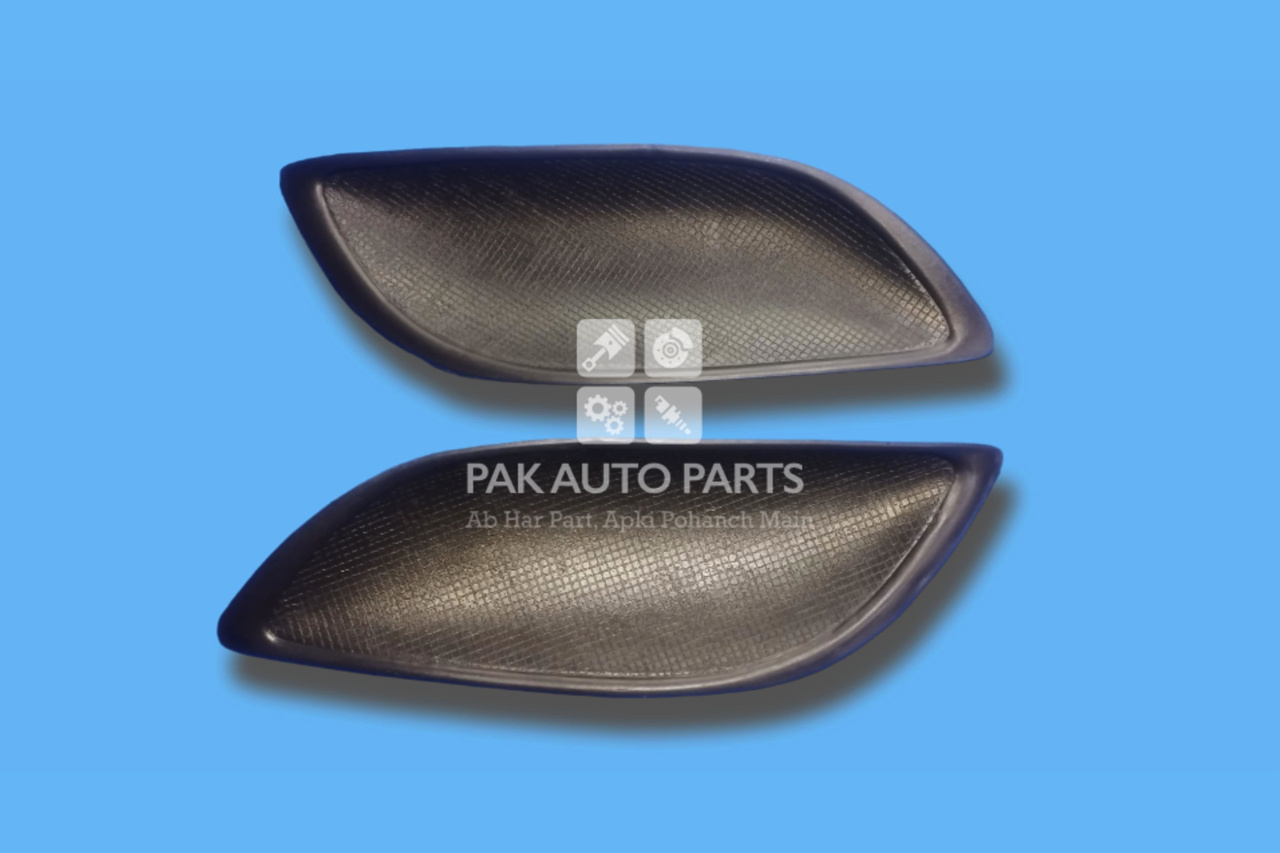 Picture of Toyota Vitz 2008-2011 Fog Light Cover