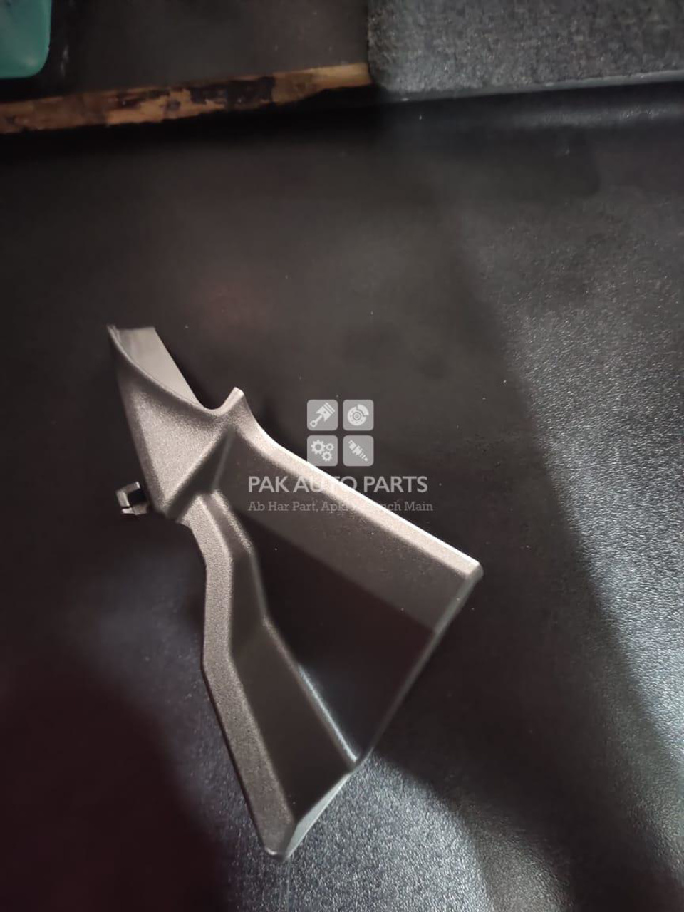 Picture of Nissan Dayz Roox B44a 2020 Wiper Shield Corner