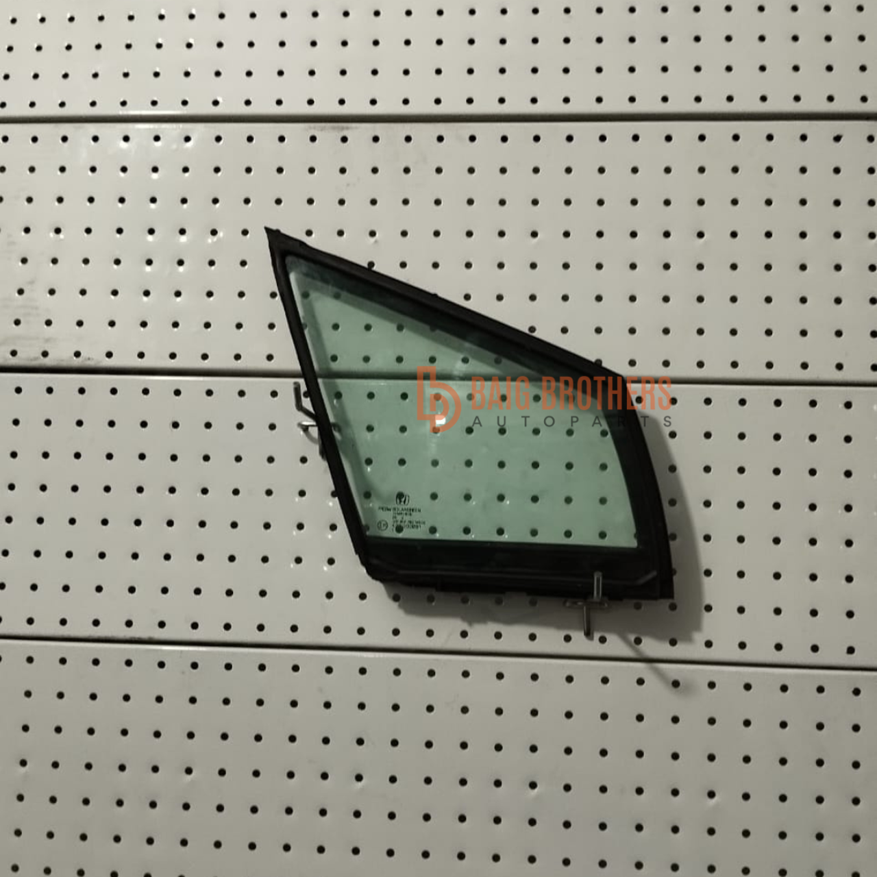 Picture of Honda Civic 2013-2015 Front Quarter Glass