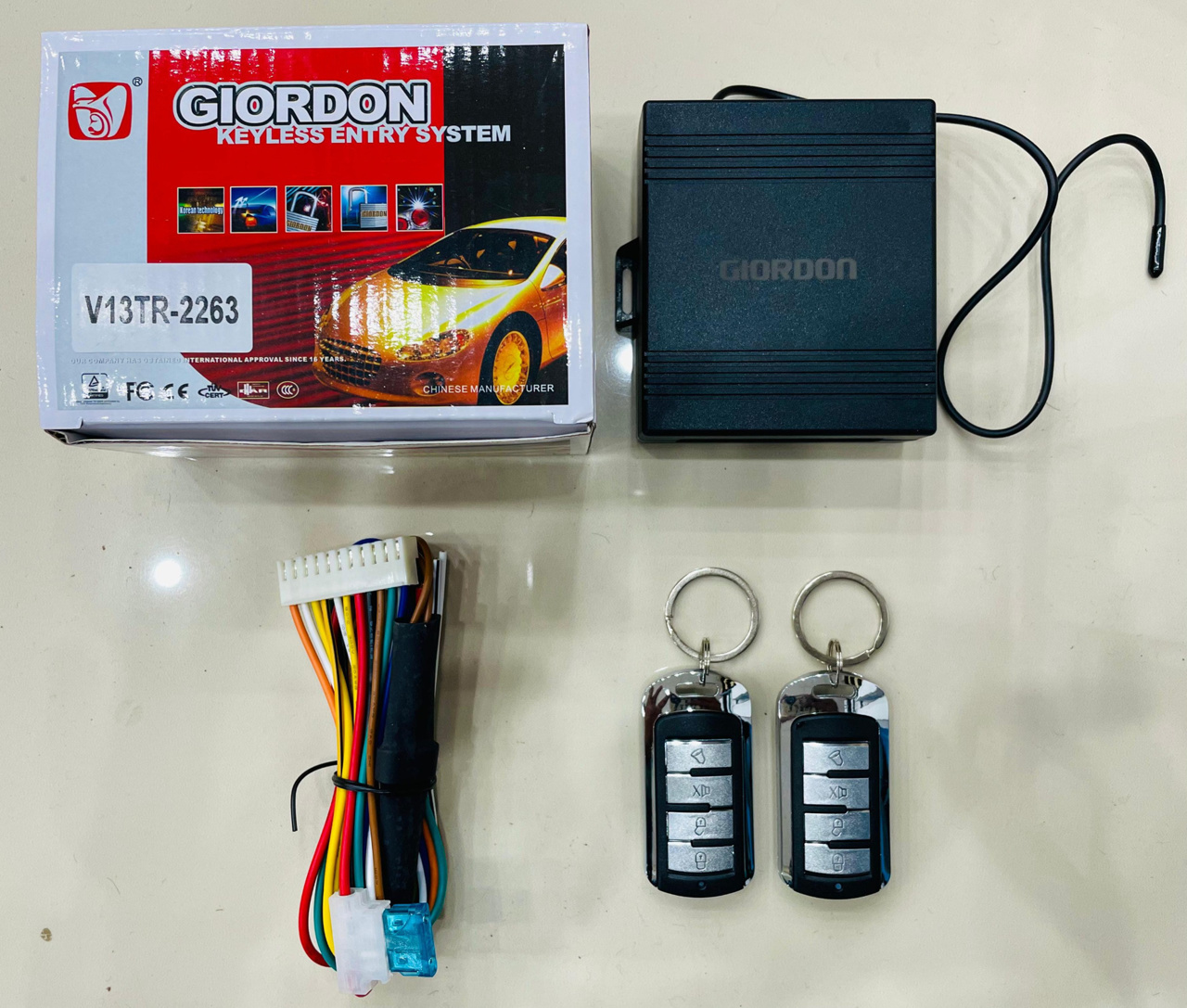 Picture of Giordon Keyless Entry System (Universal) | Model V13TR-2263
