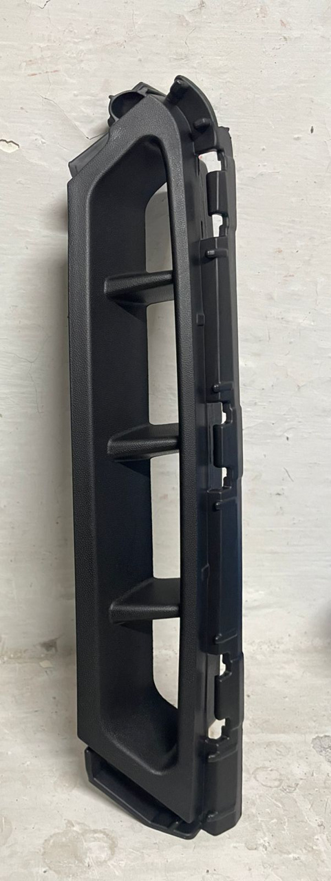 Picture of Hyundai Elantra 2021-24 Front Fog Lamp Garnish