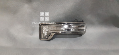 Picture of Toyota Hilux Revo Rocco Side Mirror Indicator Light