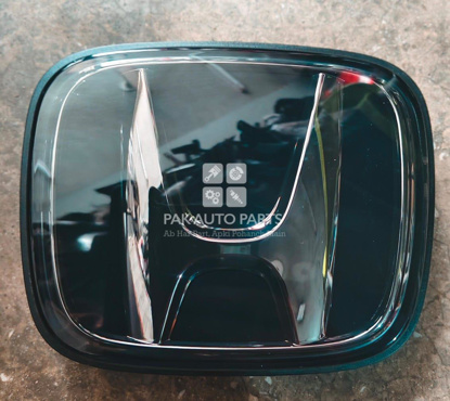 Picture of Honda Fit Shuttle GP7 2020 Front Grill Glass Monogram