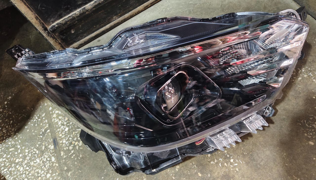 Picture of Nissan Dayz B43W LED 2024 Head Light Right Side