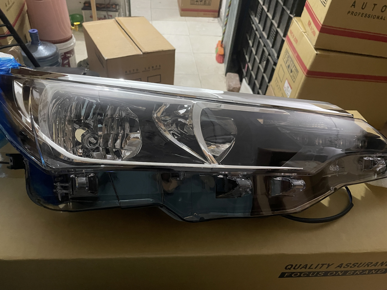 Picture of Toyota Corolla 2018-25 Headlight
